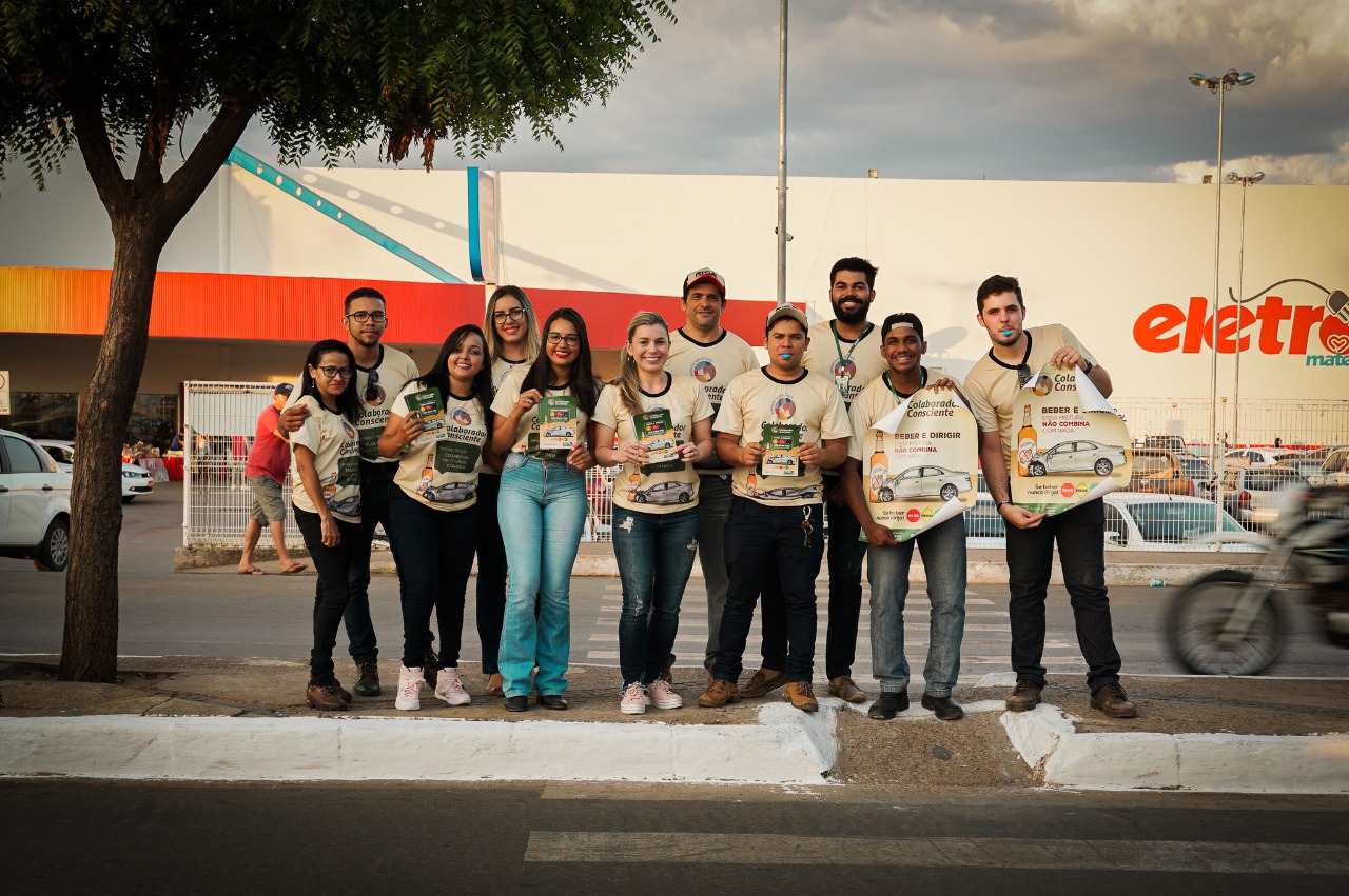 Pedágio educativo campanha de fim de ano Risa S/A, Colaborador Consciente.