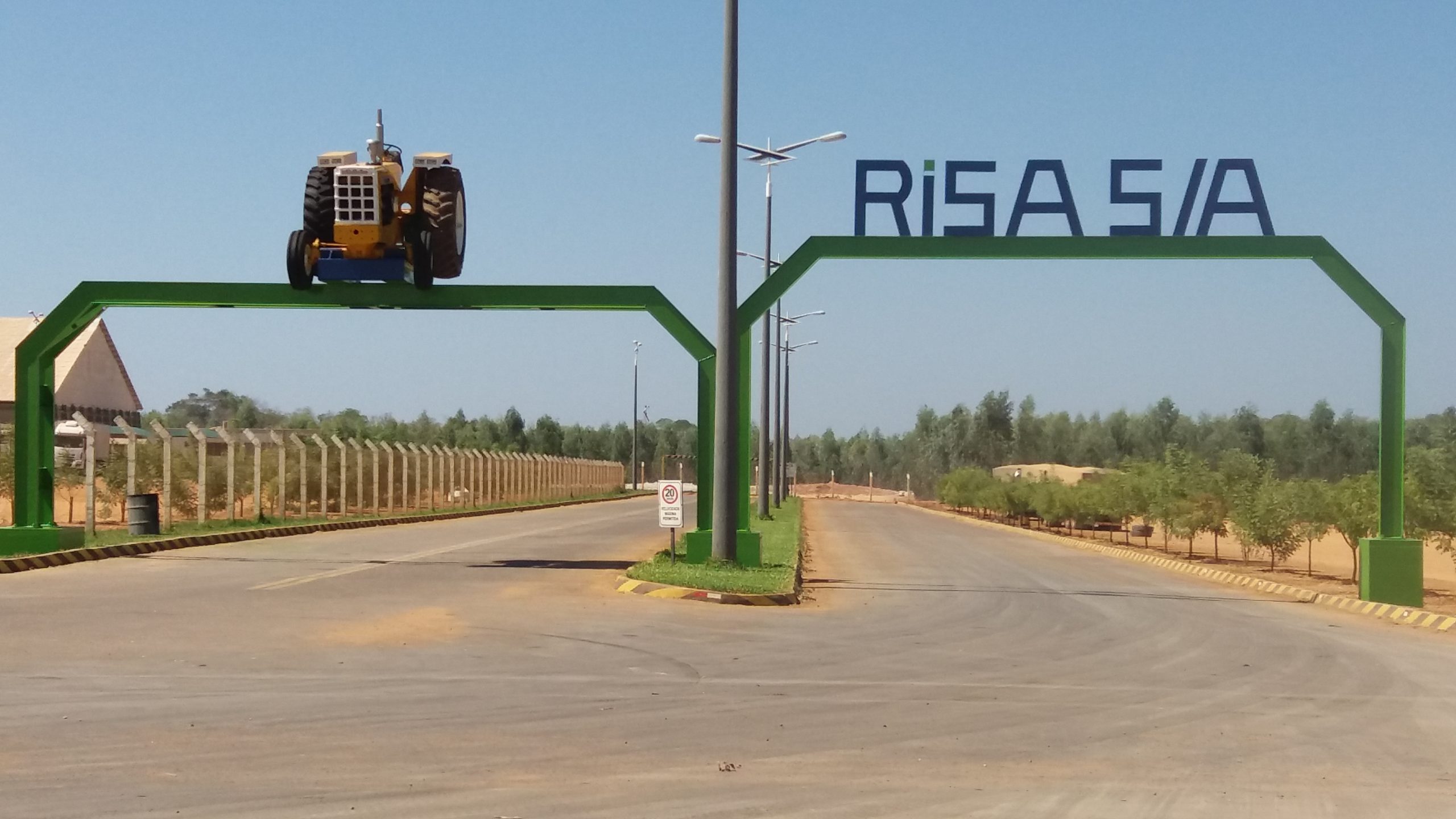 Portal de entrada da Risa S/A unidade de Balsas.