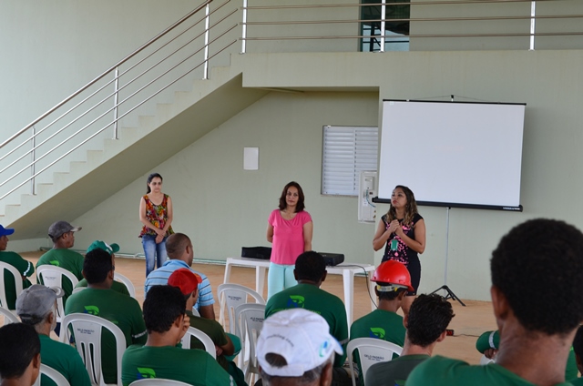 RISA realiza palestra sobre segurança e comportamento no carnaval